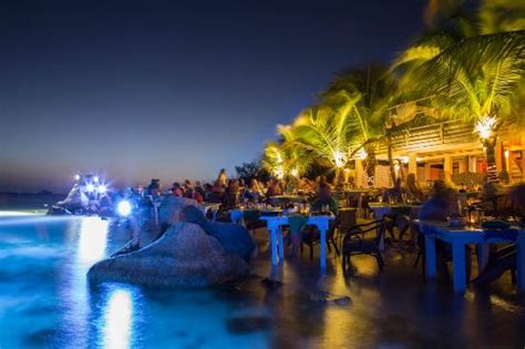 sunset bistro aruba  PirateKing: Sunday, January 26th, 2014 02:27 PM: Re: How is the re-done Sunset Beach Bistro?